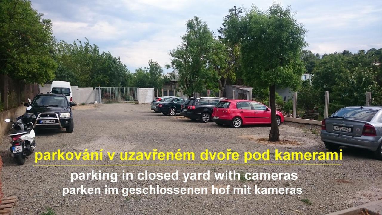 克里美茨民宿 Hustopeče 外观 照片